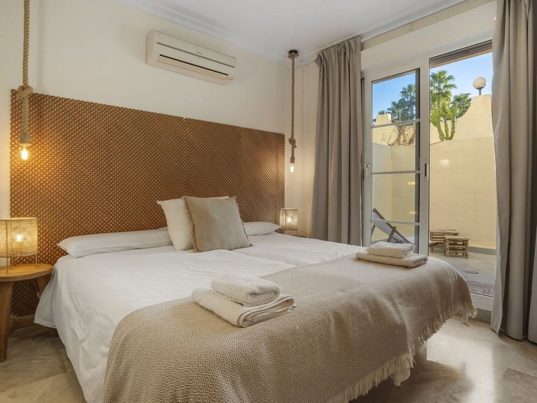 Apartment for Sale in Nueva Andalucía, Malaga 12