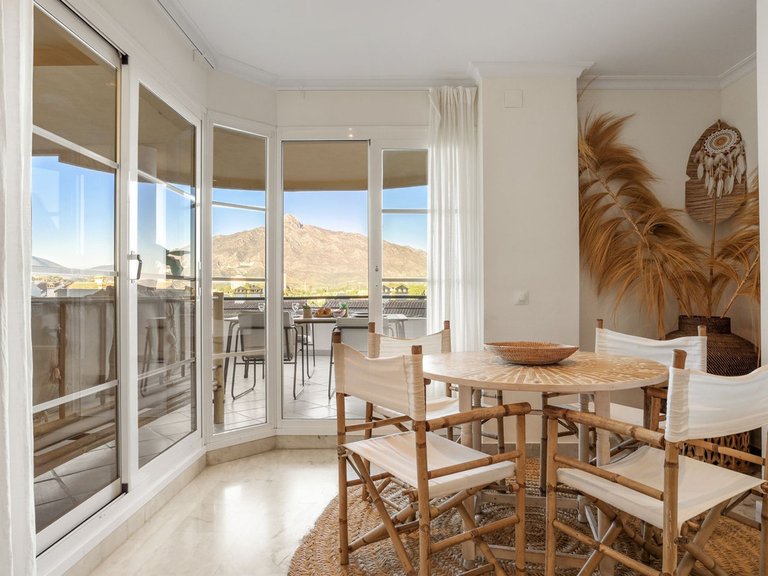 Apartment for Sale in Nueva Andalucía, Malaga 5