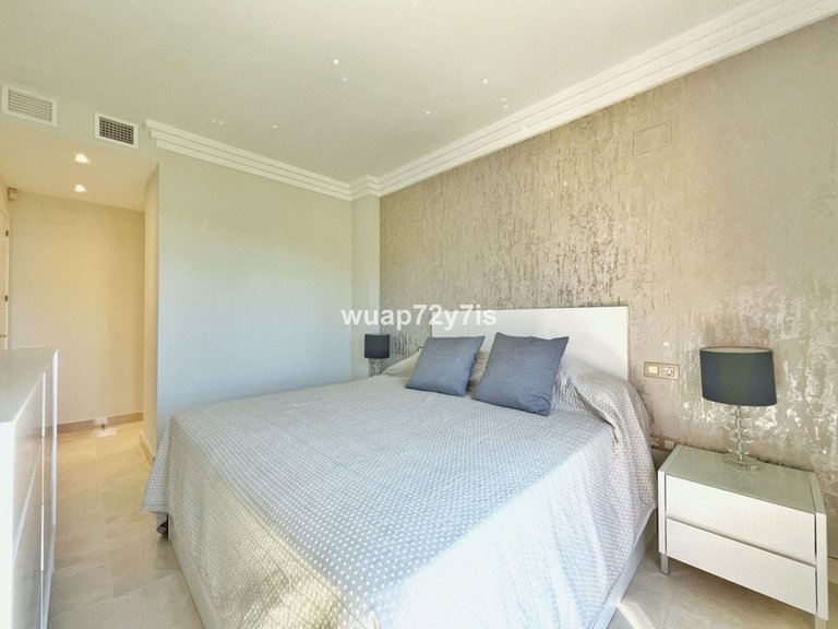 Apartment for Sale in Benahavís, Malaga 15