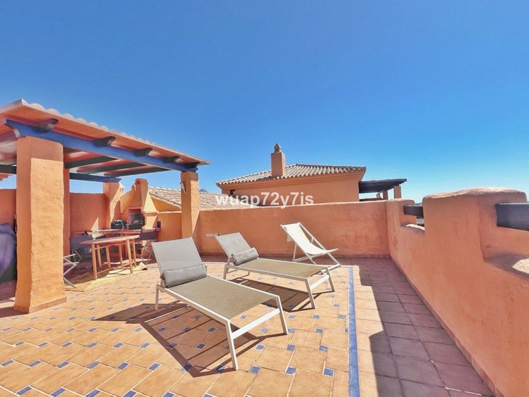Apartment for Sale in Benahavís, Malaga 26