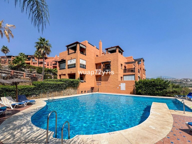 Apartment for Sale in Benahavís, Malaga 32