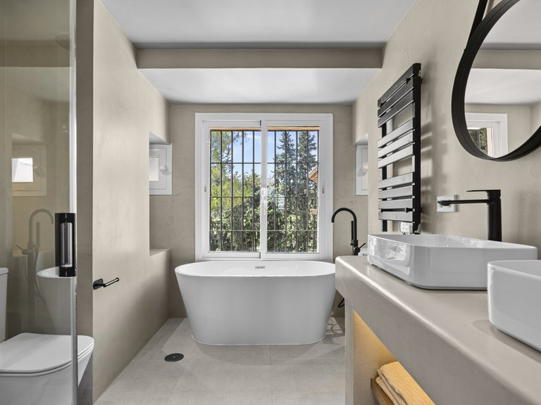 Apartment for Sale in Estepona, Malaga 19