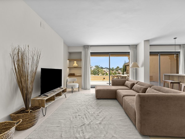 Apartment for Sale in Estepona, Malaga 2