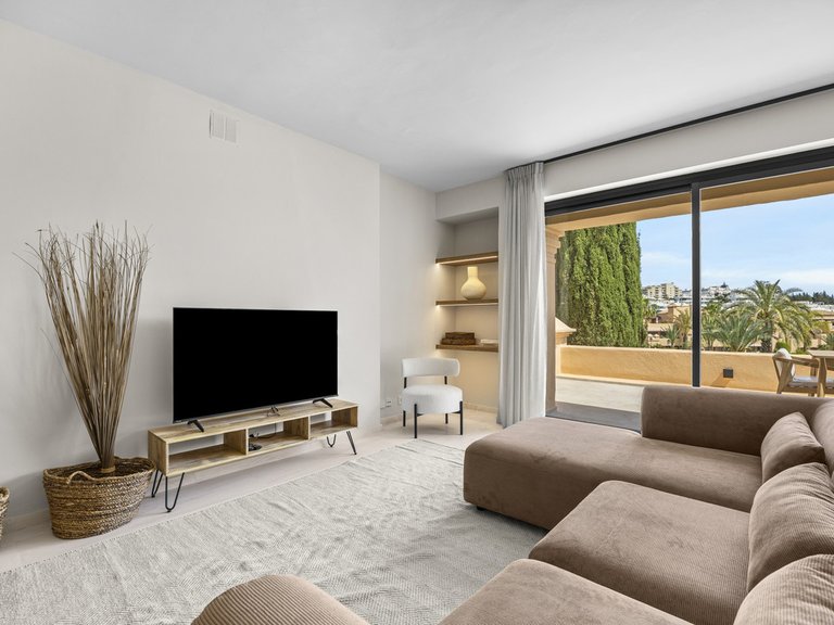 Apartment for Sale in Estepona, Malaga 4