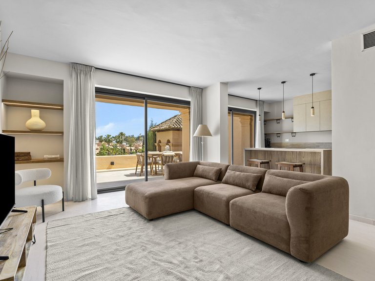 Apartment for Sale in Estepona, Malaga 6
