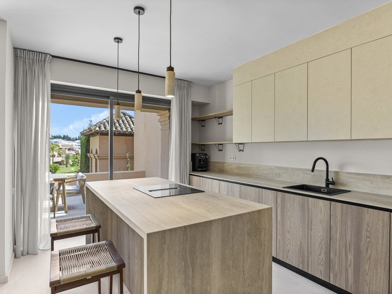 Apartment for Sale in Estepona, Malaga 9