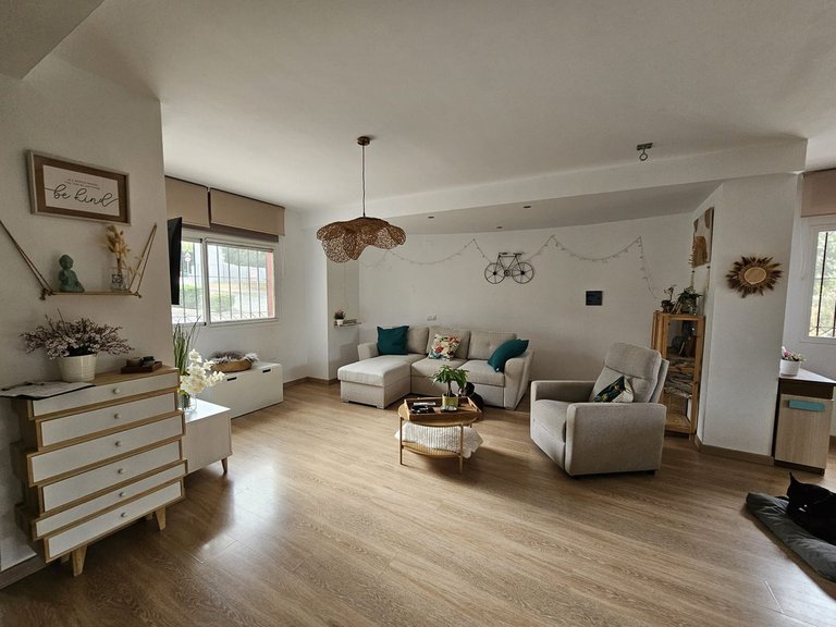 Villa for Sale in Alhaurín De La Torre, Malaga 4