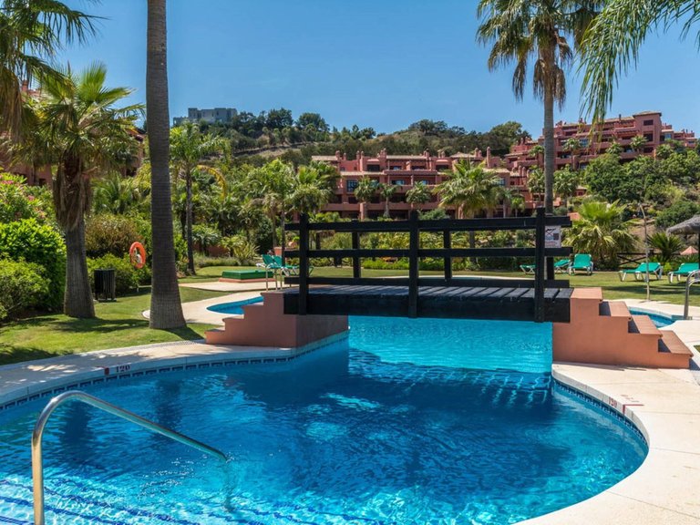 Apartment for Sale in La Mairena, Malaga 17