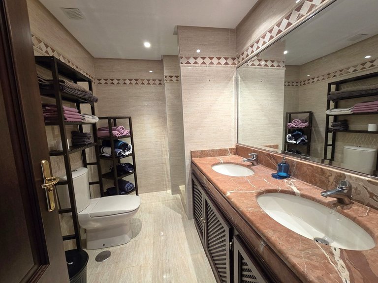 Apartment for Sale in La Mairena, Malaga 21