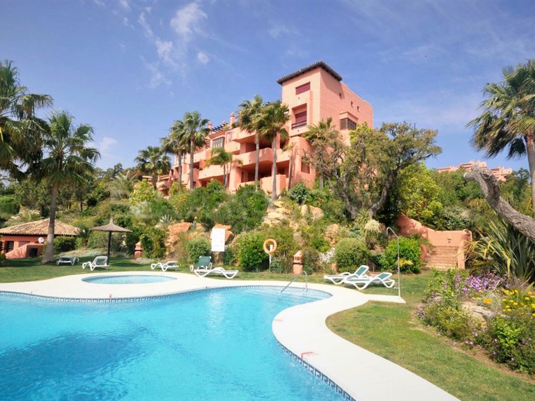 Apartment for Sale in La Mairena, Malaga 33