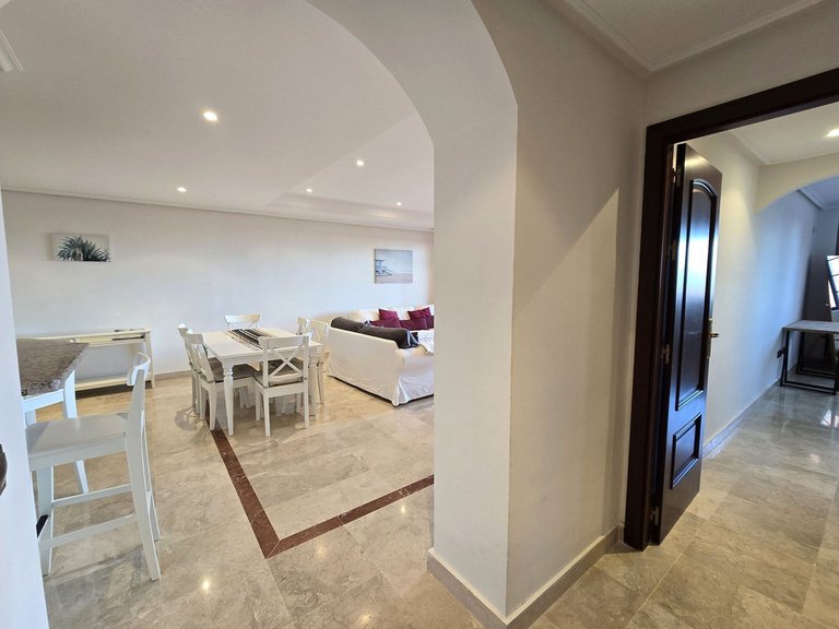 Apartment for Sale in La Mairena, Malaga 4