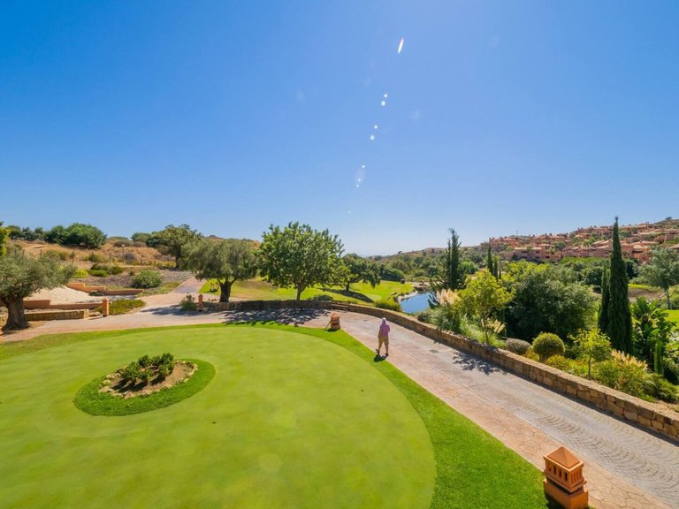 Apartment for Sale in La Mairena, Malaga 49