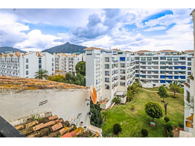 Apartment for Sale in Puerto Banús, Malaga 22