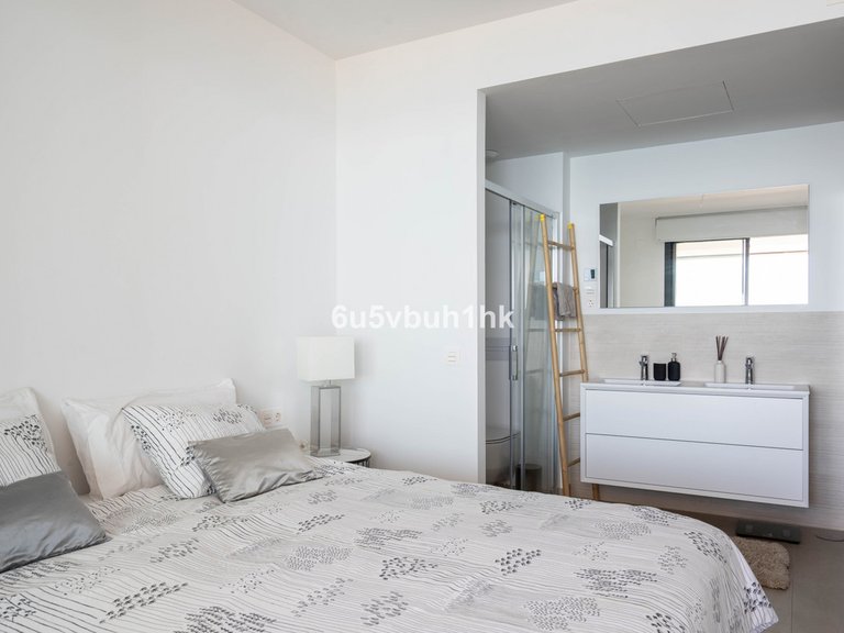 Apartment for Sale in Fuengirola, Malaga 15