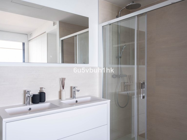 Apartment for Sale in Fuengirola, Malaga 17