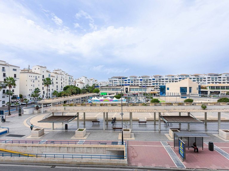 Apartment for Sale in Puerto Banús, Malaga 14