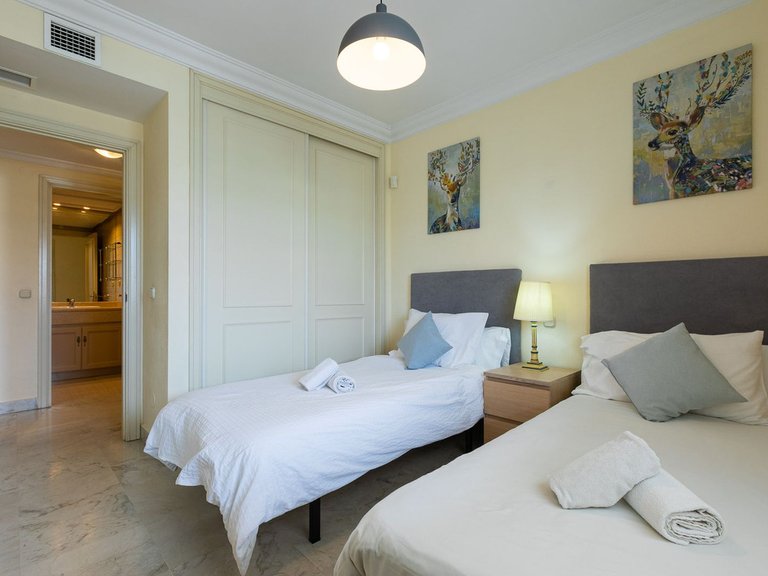 Apartment for Sale in Puerto Banús, Malaga 21