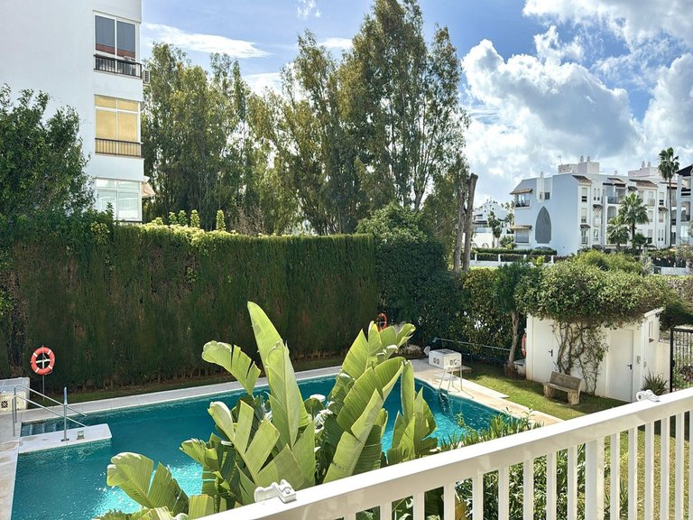 Apartment for Sale in Puerto Banús, Malaga 21
