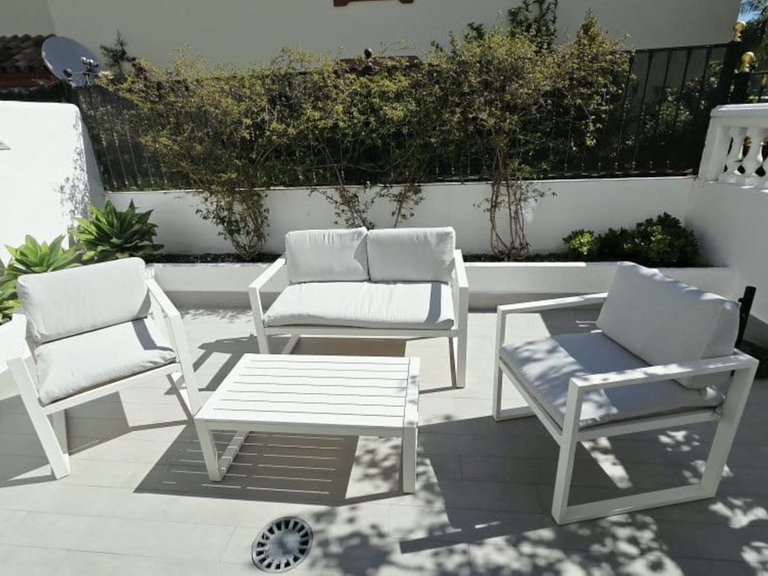 Villa for Sale in The Golden Mile, Malaga 6