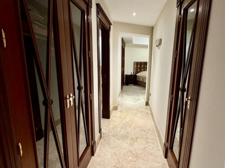 Apartment for Sale in San Pedro De Alcántara, Malaga 15