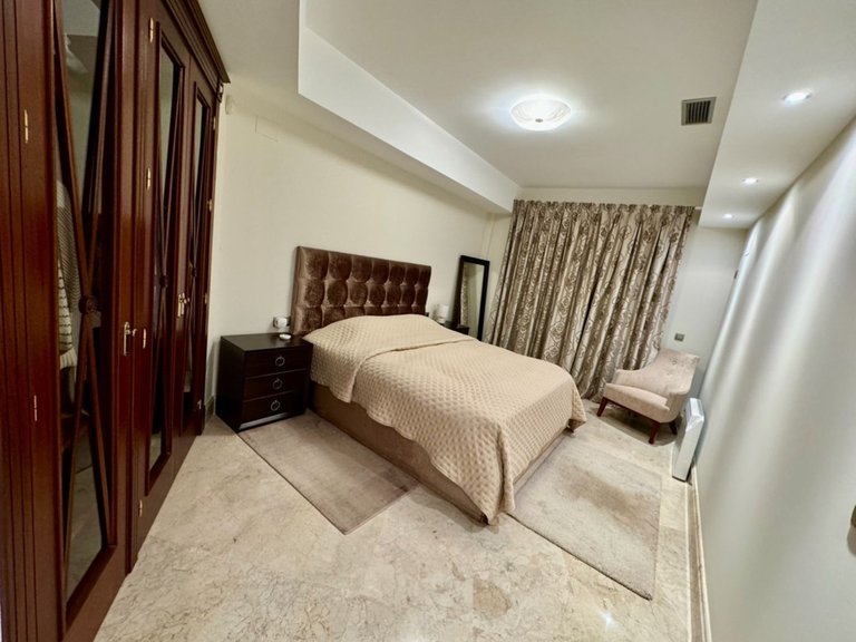 Apartment for Sale in San Pedro De Alcántara, Malaga 16