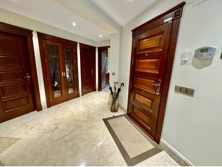 Apartment for Sale in San Pedro De Alcántara, Malaga 21