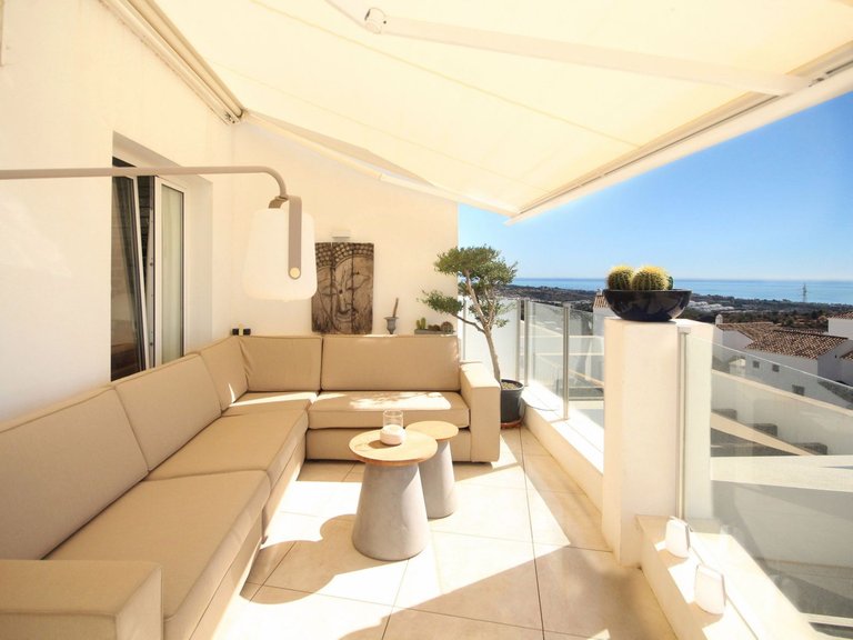 Apartment for Sale in Altos De Los Monteros, Malaga 7