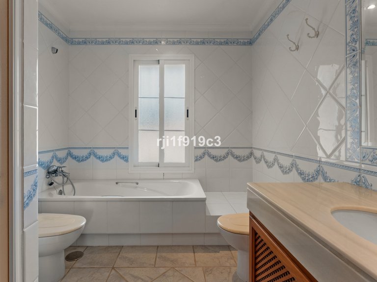 Villa for Sale in Elviria, Malaga 40