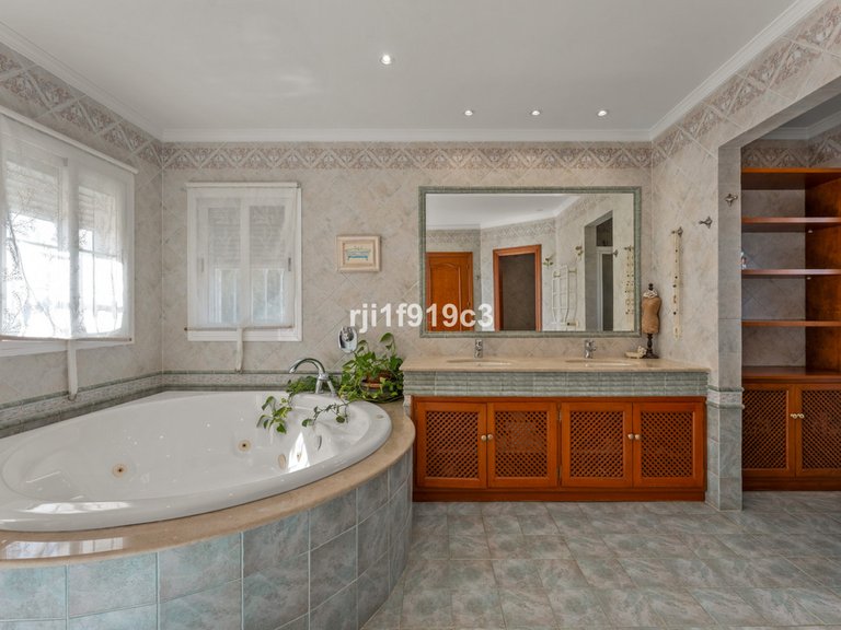 Villa for Sale in Elviria, Malaga 47
