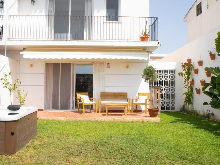 Villa for Sale in Nueva Andalucía, Malaga 12