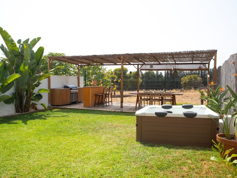 Villa for Sale in Nueva Andalucía, Malaga 4