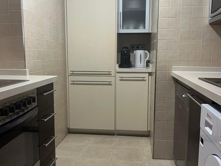 Apartment for Sale in Arroyo De La Miel, Malaga 7