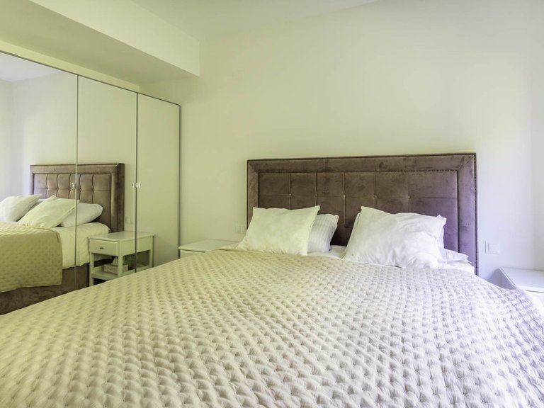 Apartment for Sale in Los Flamingos, Malaga 11
