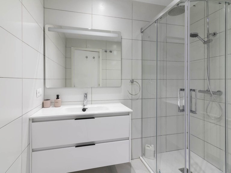 Apartment for Sale in Los Flamingos, Malaga 15