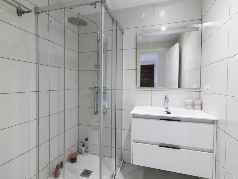 Apartment for Sale in Los Flamingos, Malaga 18