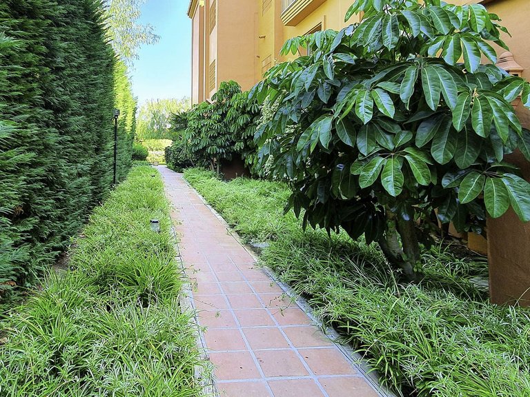 Apartment for Sale in Los Flamingos, Malaga 21