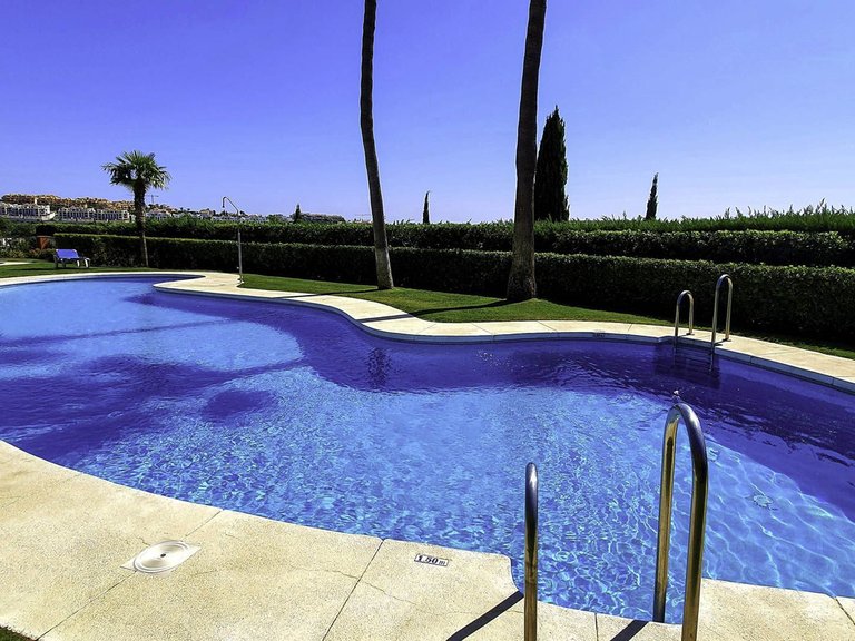 Apartment for Sale in Los Flamingos, Malaga 26