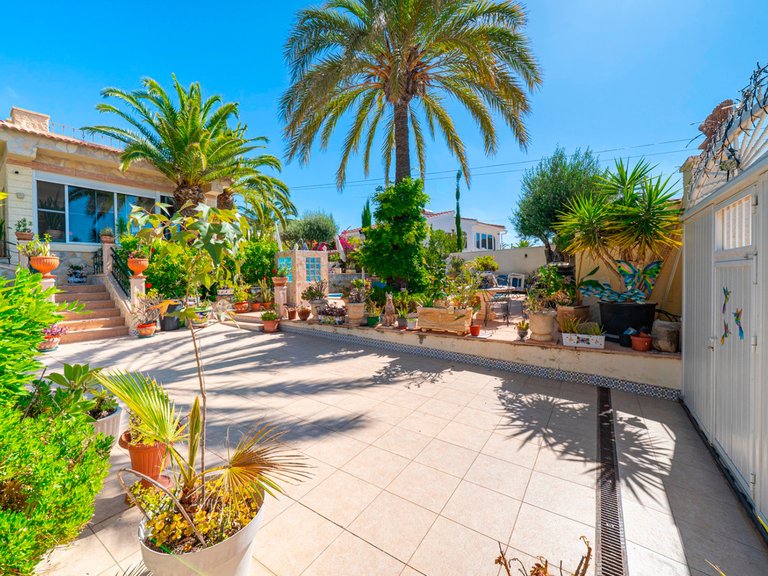 Villa for Sale in Rojales, Alicante 2