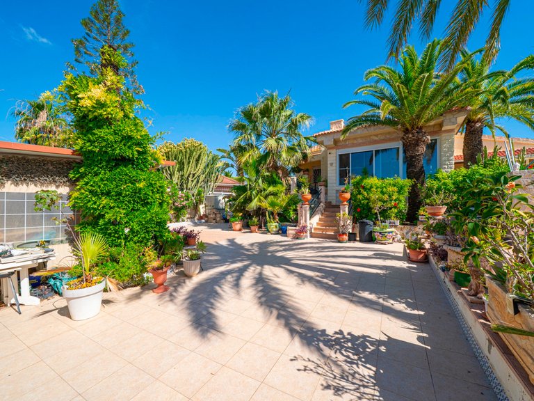 Villa for Sale in Rojales, Alicante 3