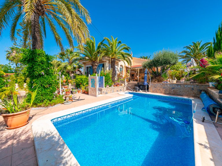 Villa for Sale in Rojales, Alicante 5