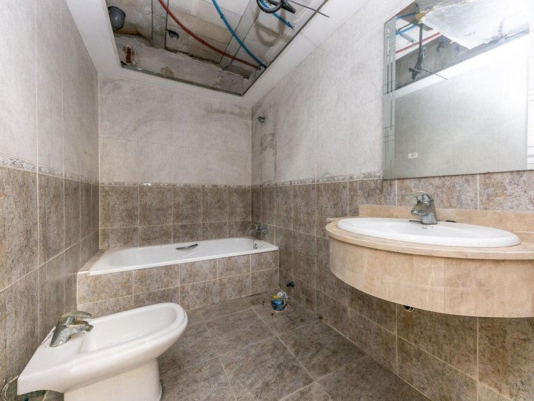 Villa for Sale in La Duquesa, Malaga 20