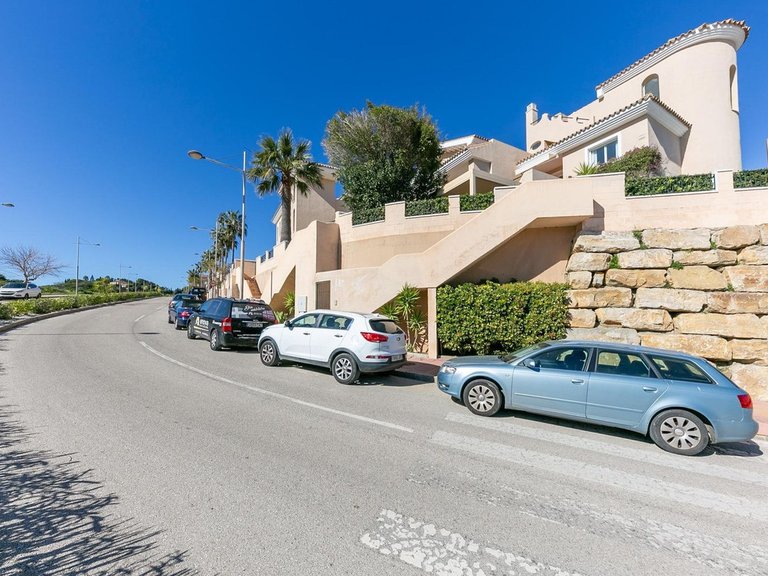 Villa for Sale in La Duquesa, Malaga 28