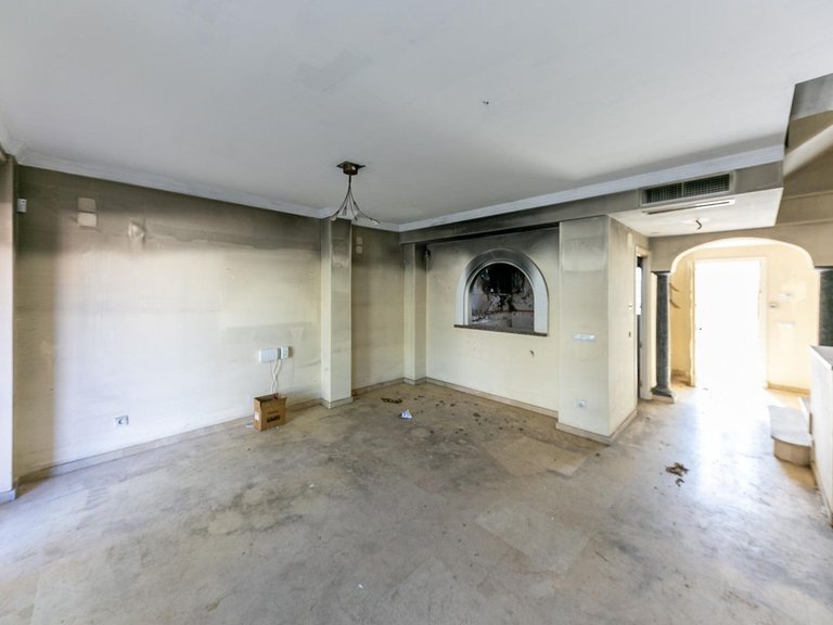 Villa for Sale in La Duquesa, Malaga 30