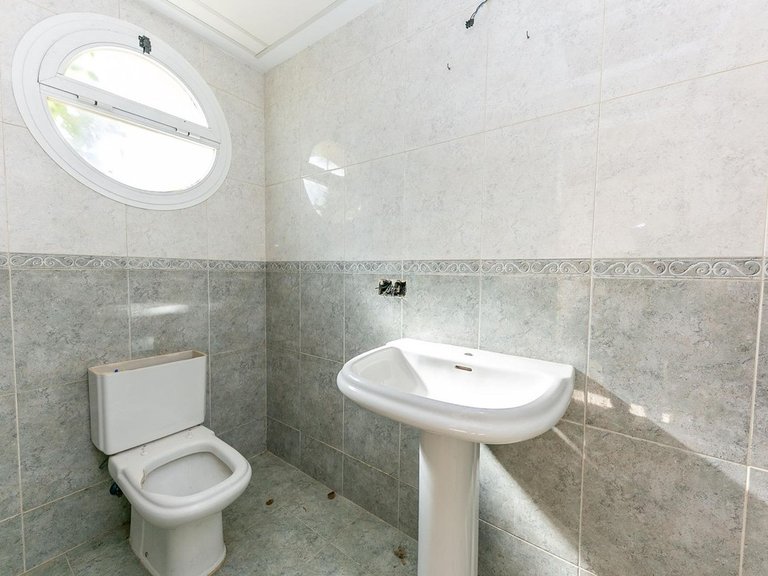 Villa for Sale in La Duquesa, Malaga 40