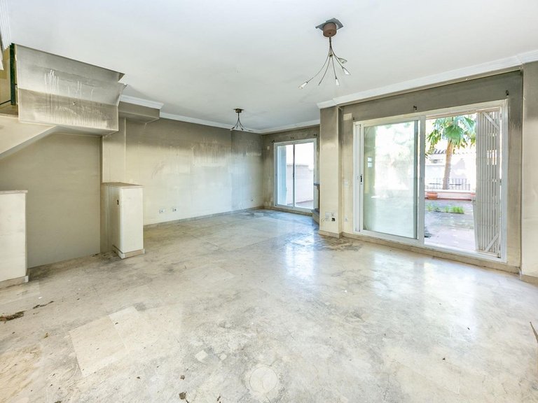 Villa for Sale in La Duquesa, Malaga 43