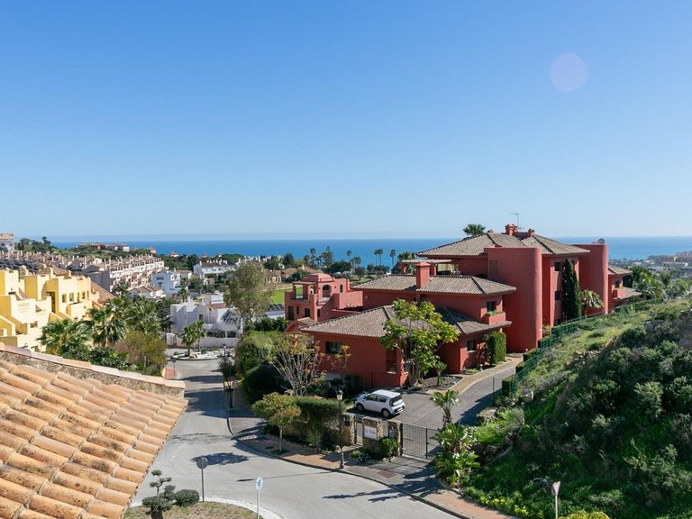 Villa for Sale in La Duquesa, Malaga 67
