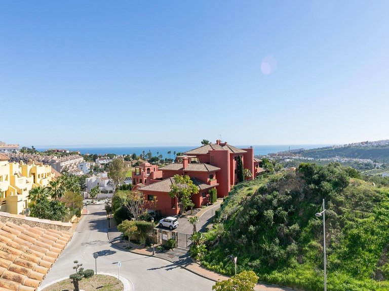 Villa for Sale in La Duquesa, Malaga 72
