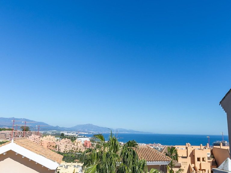 Villa for Sale in La Duquesa, Malaga 74