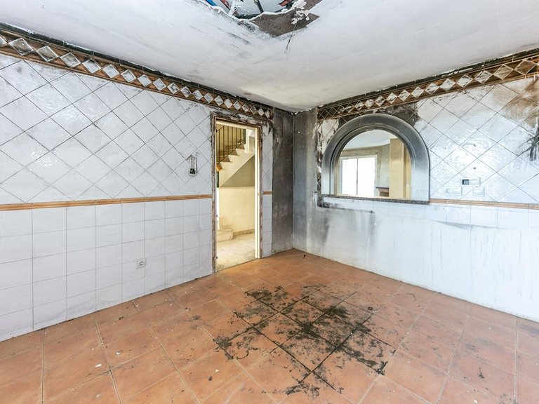 Villa for Sale in La Duquesa, Malaga 9