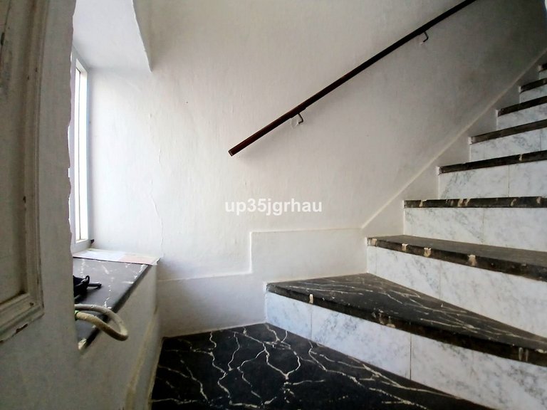 Villa for Sale in Estepona, Malaga 13